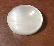 Load image into Gallery viewer, Selenite Worry Stone