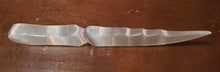 Load image into Gallery viewer, Selenite 10&#39; Wand

